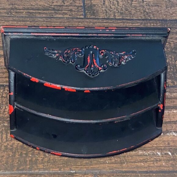 4/$30 Wood Letter Holder by designSTYLES - Picture 4 of 9